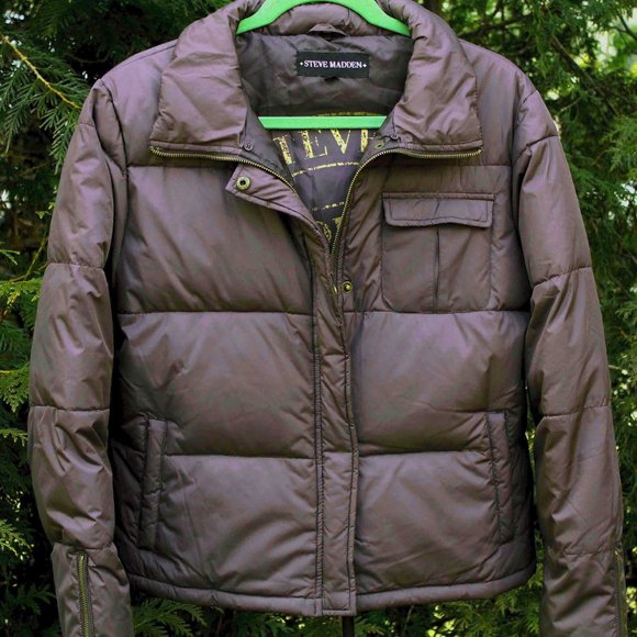 Steve Madden Short Down Coat with Zip Sleeves NWOT - Picture 1 of 2